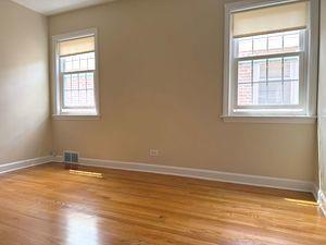 5534 North Campbell Avenue Chicago IL 60625