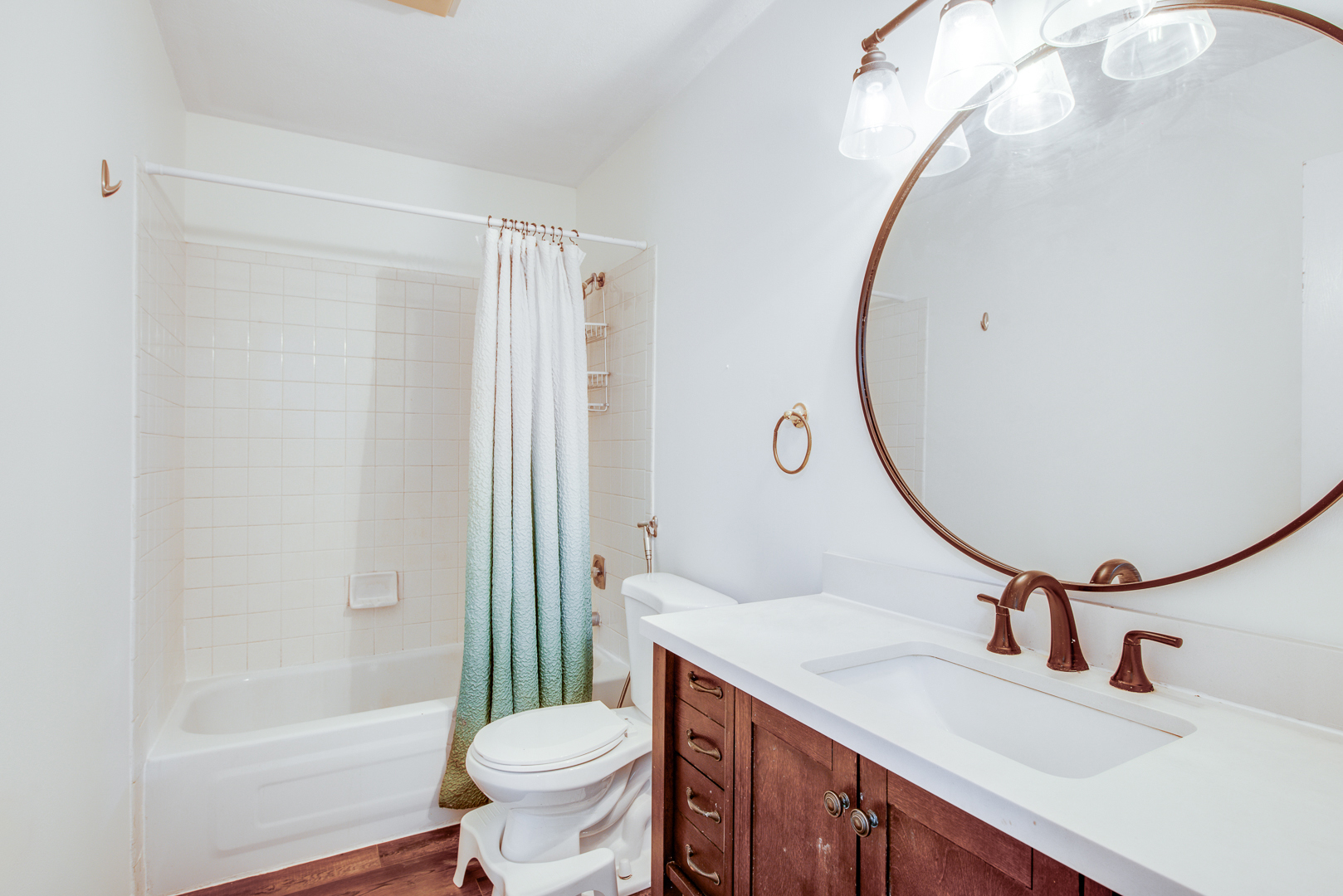 340 Springlake Lane Aurora IL 60504