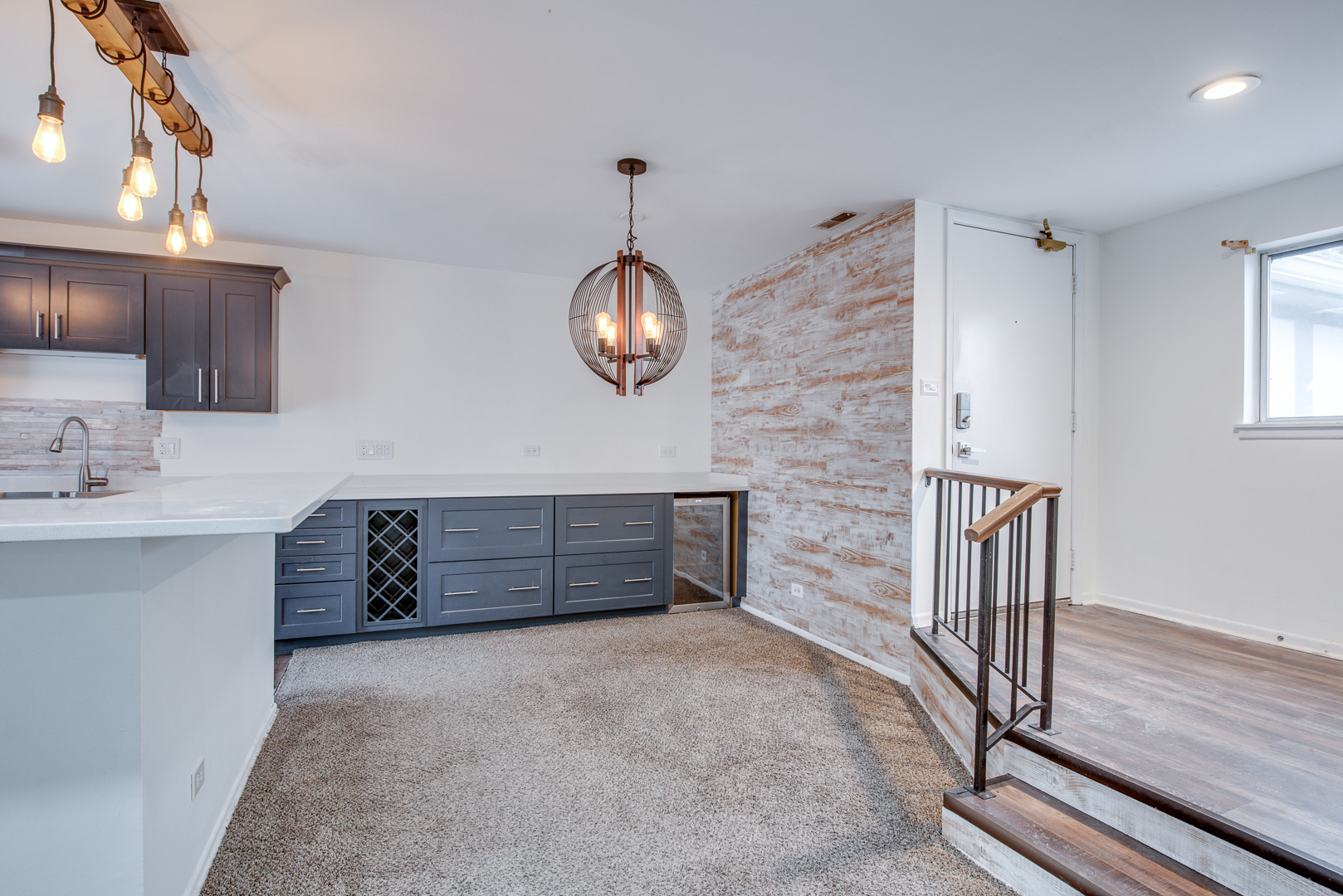 340 Springlake Lane Aurora IL 60504