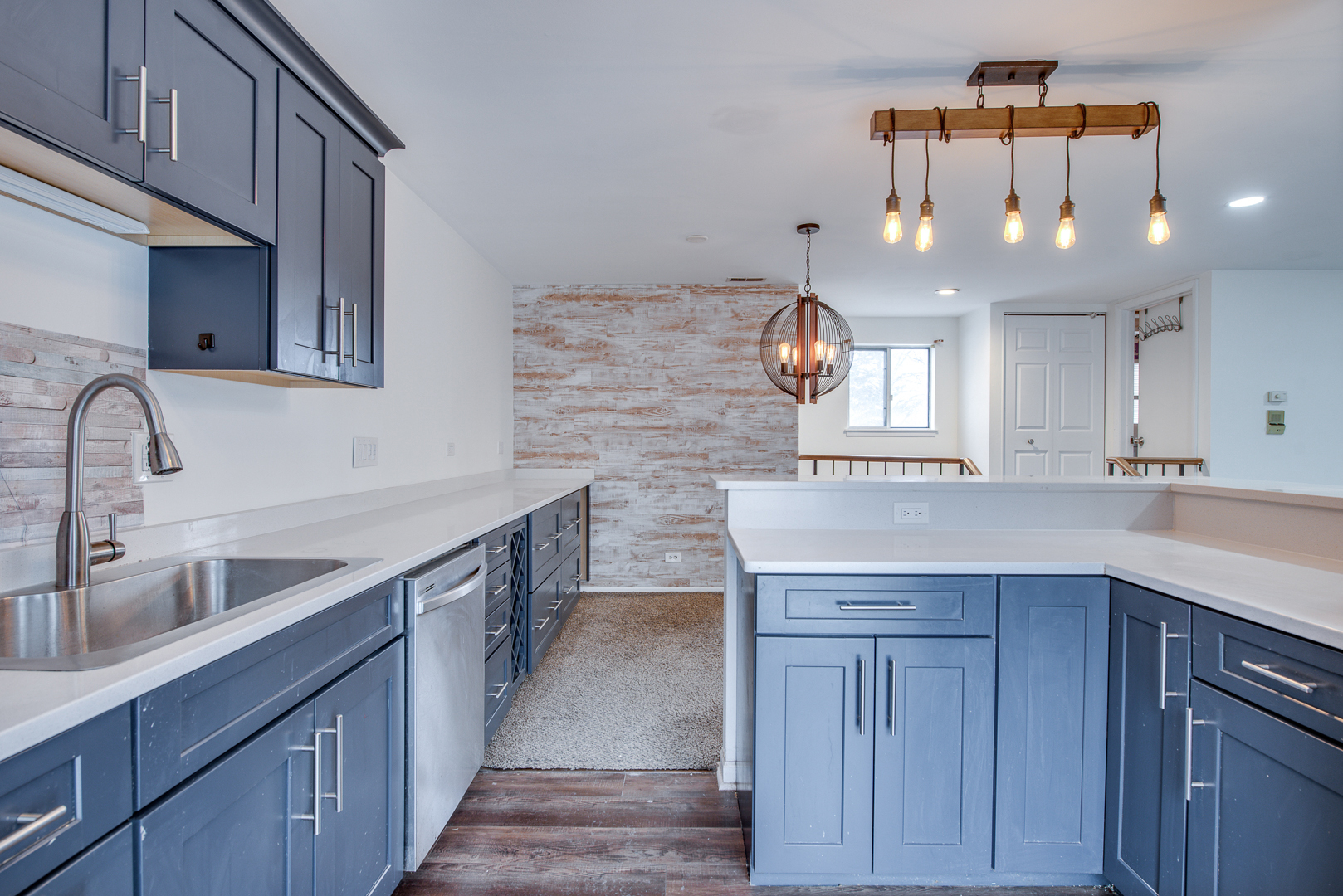 340 Springlake Lane Aurora IL 60504