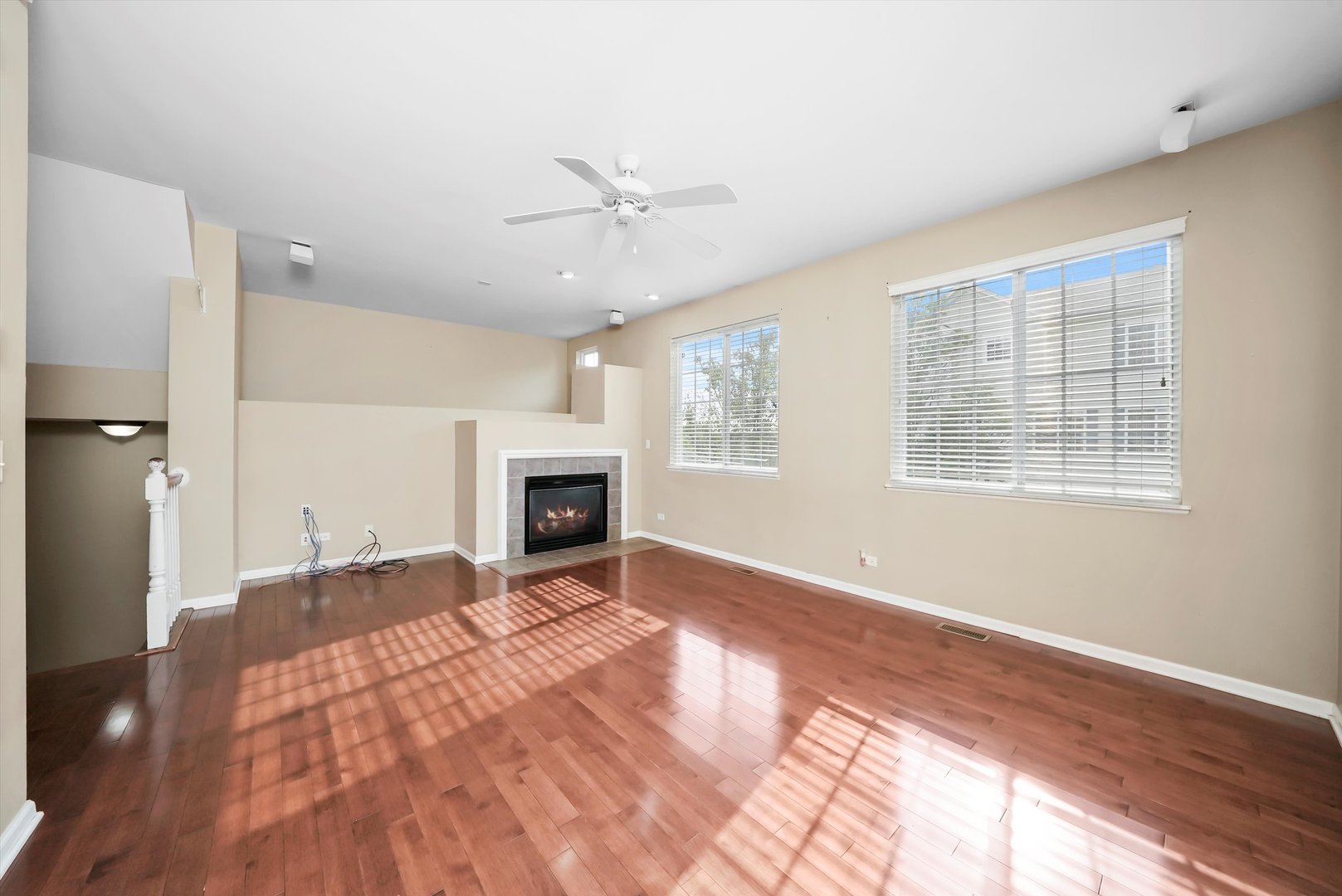 1848 Fredericksburg Lane Aurora IL 60503