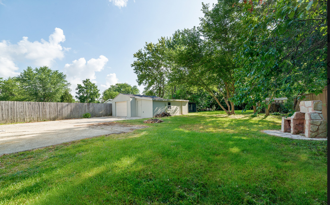 519 North Park Street Westmont IL 60559