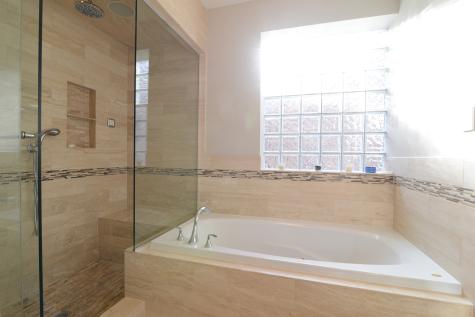 2848 North Sheffield Avenue Chicago IL 60657