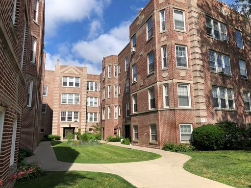 7020 North Sheridan Road Chicago IL 60626
