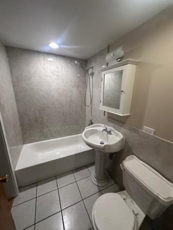 5224 South Rutherford Avenue Chicago IL 60638
