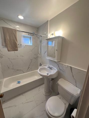 5224 South Rutherford Avenue Chicago IL 60638