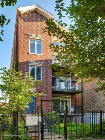 1947 West Erie Street Chicago IL 60622