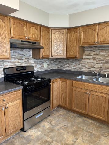 208 Walter Drive Roselle IL 60172