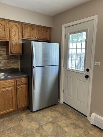 208 Walter Drive Roselle IL 60172