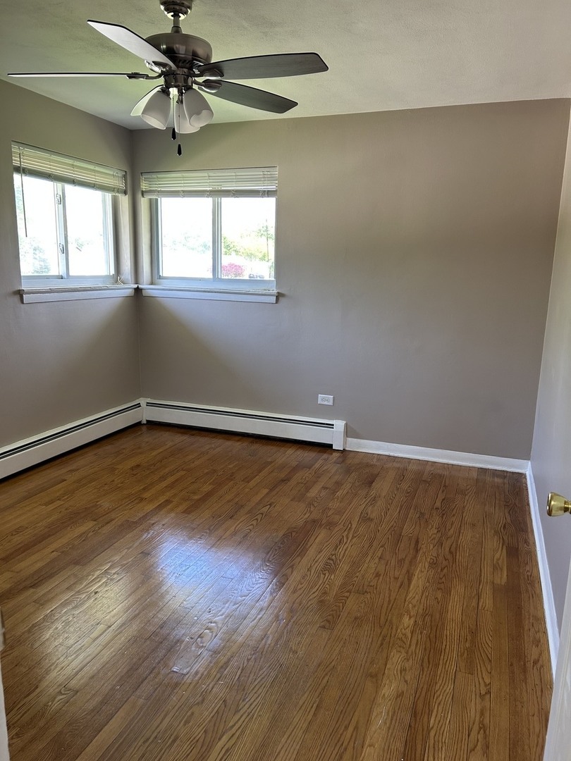 208 Walter Drive Roselle IL 60172