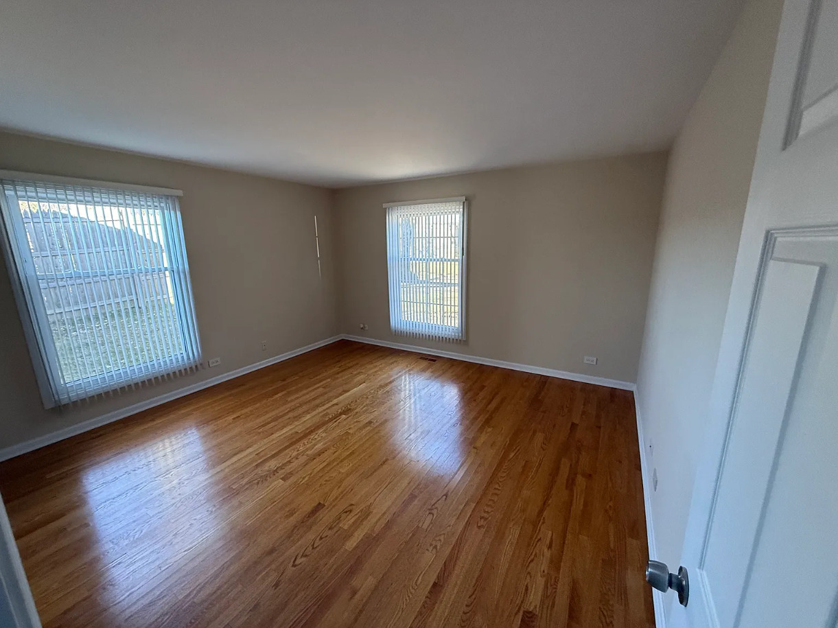 2950 Northampton Drive Rolling Meadows IL 60008
