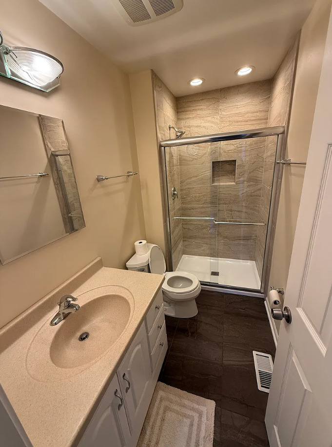 2950 Northampton Drive Rolling Meadows IL 60008