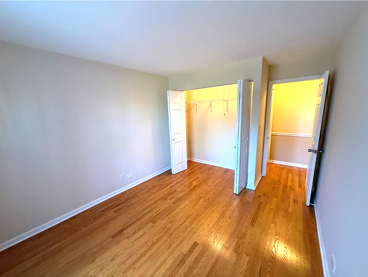 2950 Northampton Drive Rolling Meadows IL 60008