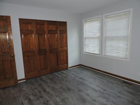 1334 Gloucester Circle Carol Stream IL 60188