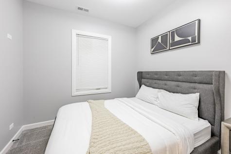 4634 South Langley Avenue Chicago IL 60653