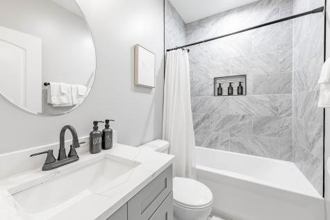 4634 South Langley Avenue Chicago IL 60653