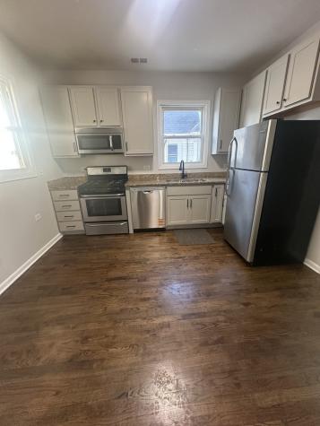 3251 West Berteau Avenue Chicago IL 60618