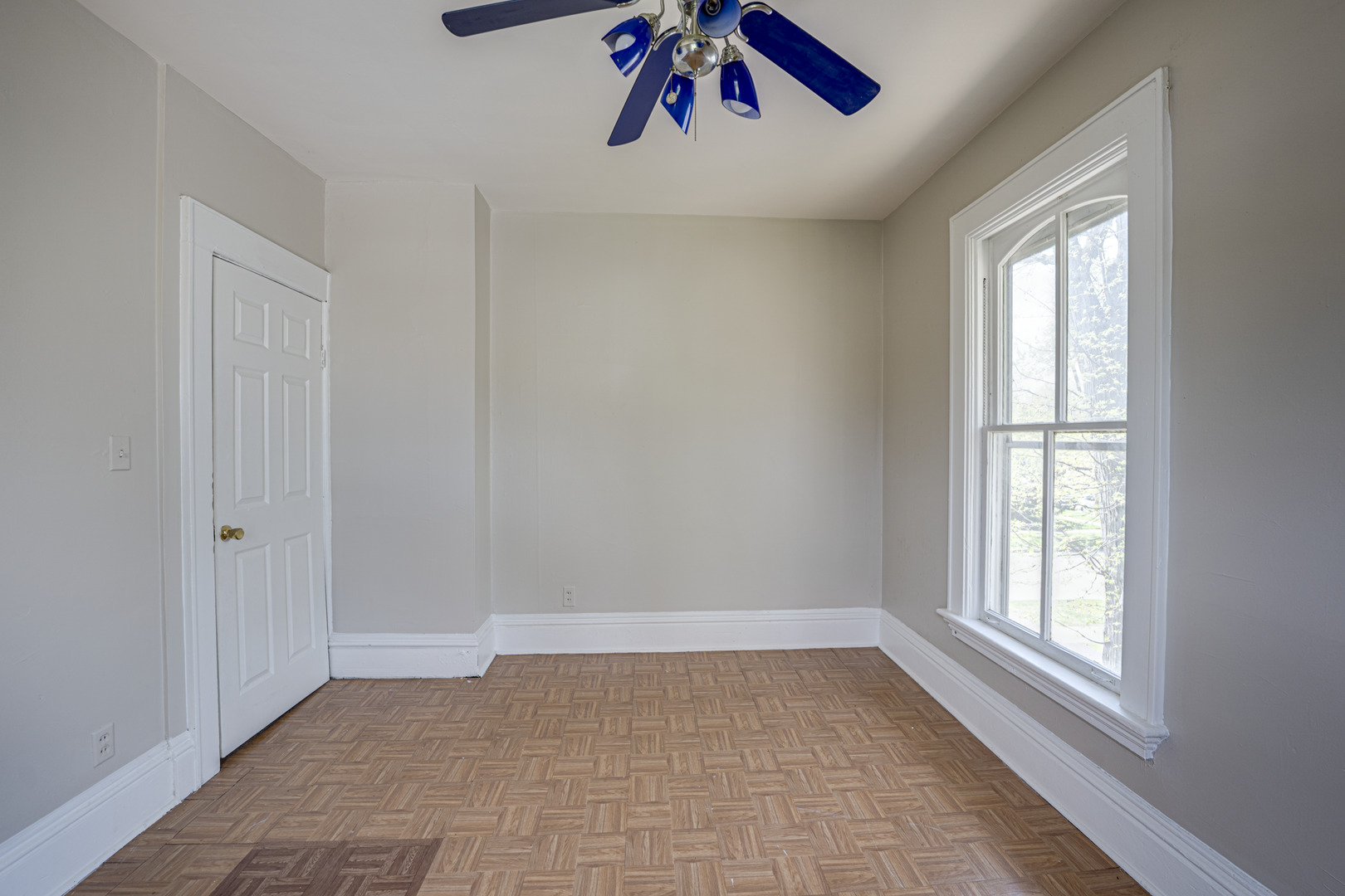 373 Cedar Street Aurora IL 60506