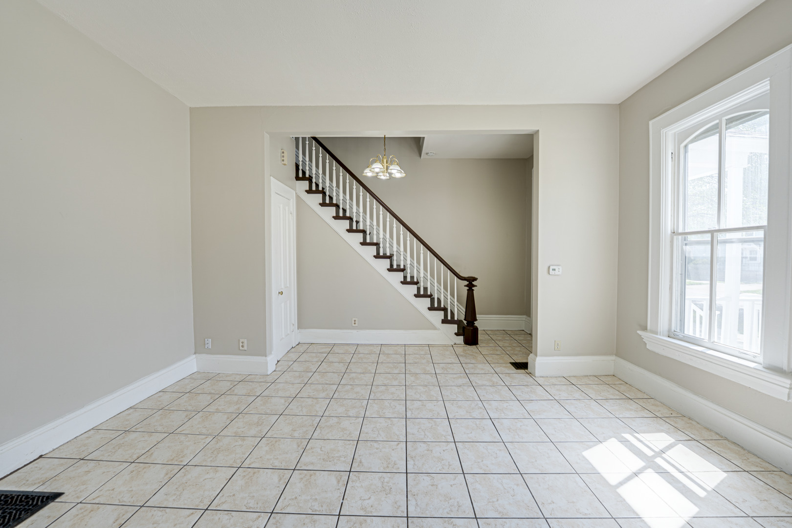 373 Cedar Street Aurora IL 60506