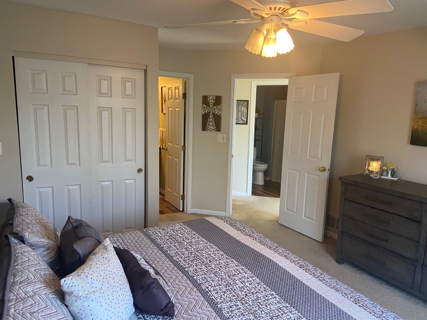 3366 Ravinia Circle Aurora IL 60504