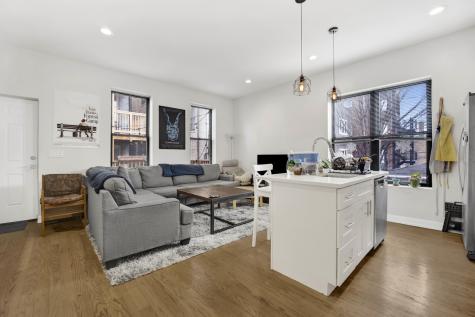 2735 West Potomac Avenue Chicago IL 60622