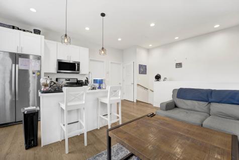 2735 West Potomac Avenue Chicago IL 60622
