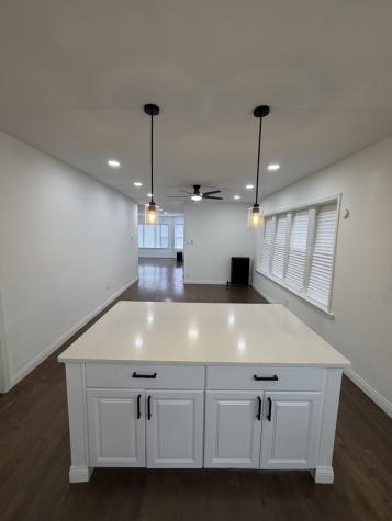 8040 South Rhodes Avenue Chicago IL 60619
