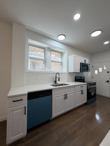8040 South Rhodes Avenue Chicago IL 60619