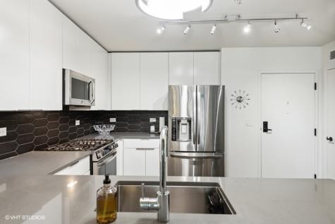 845 North Kingsbury Street Chicago IL 60610