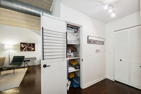 845 North Kingsbury Street Chicago IL 60610
