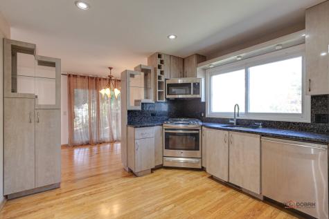 920 Lee Court Buffalo Grove IL 60089