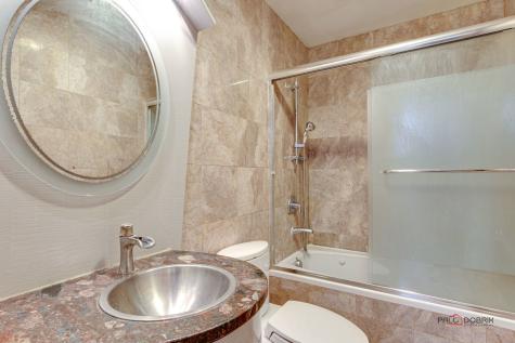 920 Lee Court Buffalo Grove IL 60089