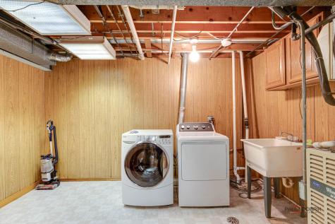920 Lee Court Buffalo Grove IL 60089