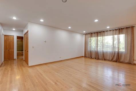 920 Lee Court Buffalo Grove IL 60089
