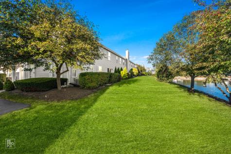 1429 Orleans Drive Mundelein IL 60060