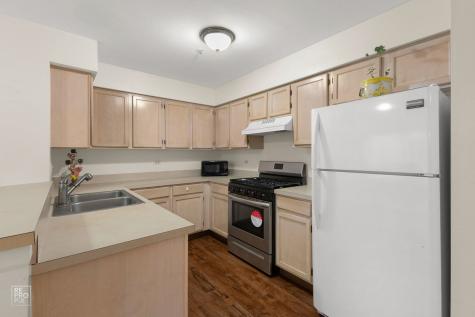 1429 Orleans Drive Mundelein IL 60060