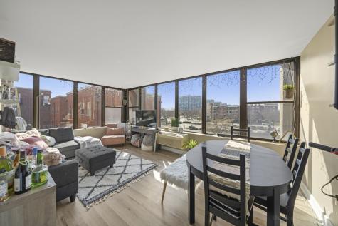 345 East Eastgate Place Chicago IL 60616