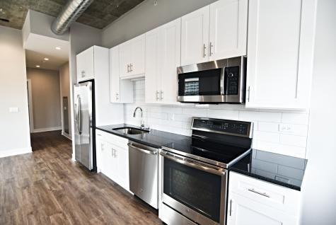3833 North Broadway Street Chicago IL 60613
