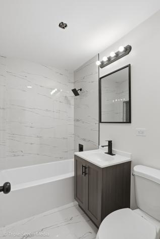 6135 Birmingham Street Chicago Ridge IL 60415