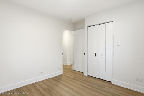 6135 Birmingham Street Chicago Ridge IL 60415