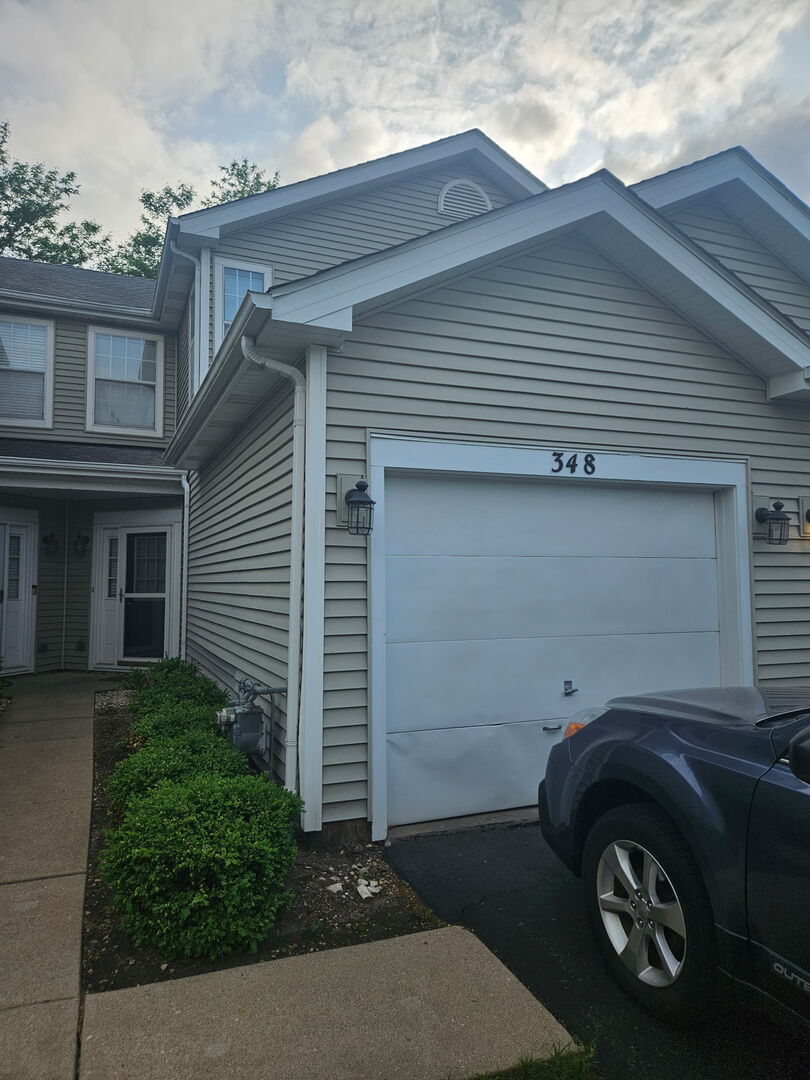 348 Fallbrook Court Schaumburg IL 60194
