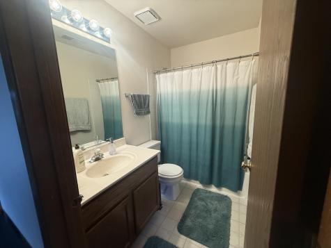 348 Fallbrook Court Schaumburg IL 60194
