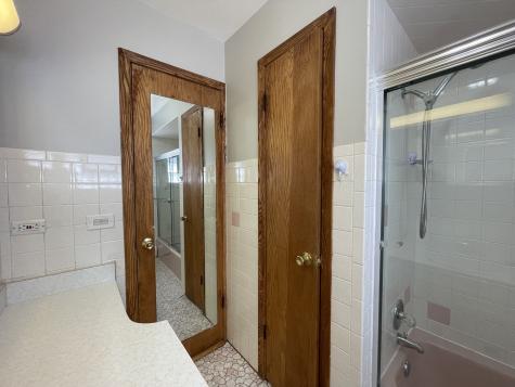 5408 North Central Avenue Chicago IL 60630
