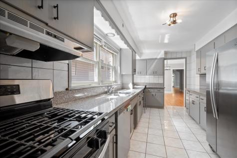 1414 Dobson Street Evanston IL 60202