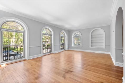 1414 Dobson Street Evanston IL 60202
