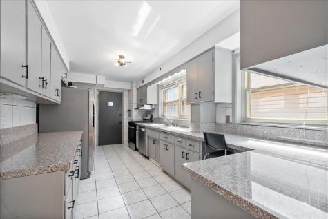 1414 Dobson Street Evanston IL 60202