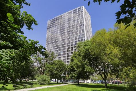 330 West Diversey Parkway Chicago IL 60657