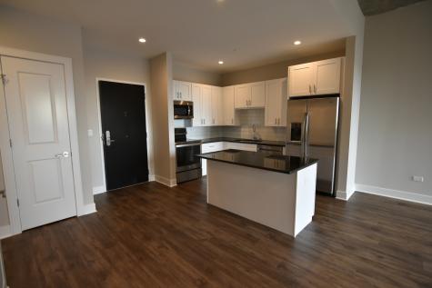 3833 North Broadway Street Chicago IL 60613