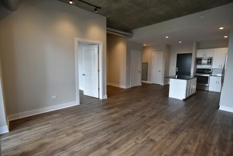3833 North Broadway Street Chicago IL 60613