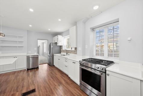 11731 South Bell Avenue Chicago IL 60643